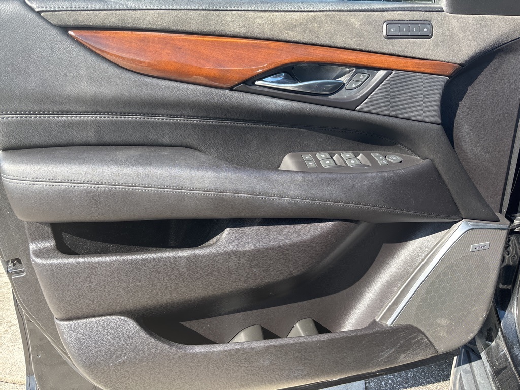 Used 2019 Cadillac Escalade 4x2 SUV for sale #SP1443 - photo 29