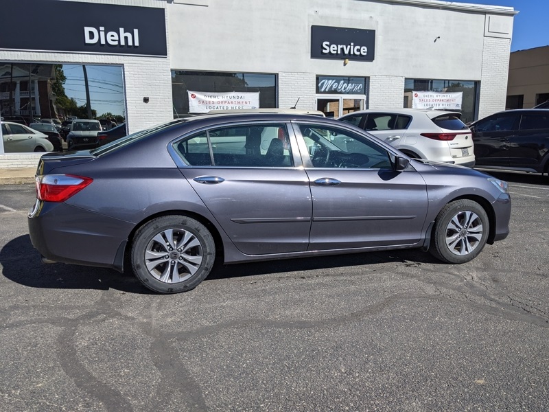 Used 2015 Honda Accord LX with VIN 1HGCR2F32FA249243 for sale in Sharon, PA