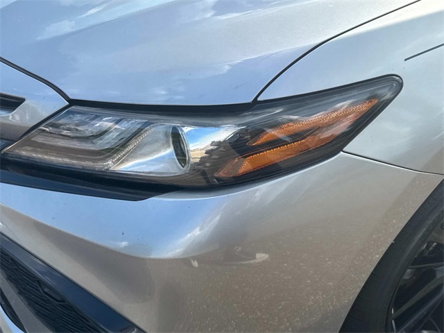 2022 Toyota Camry XSE photo 9