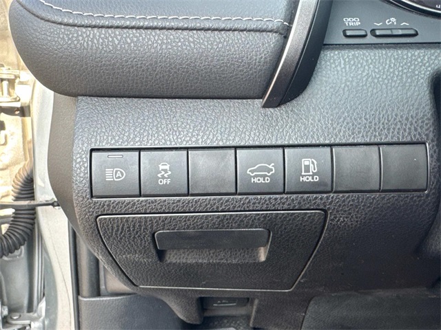 2022 Toyota Camry XSE photo 27