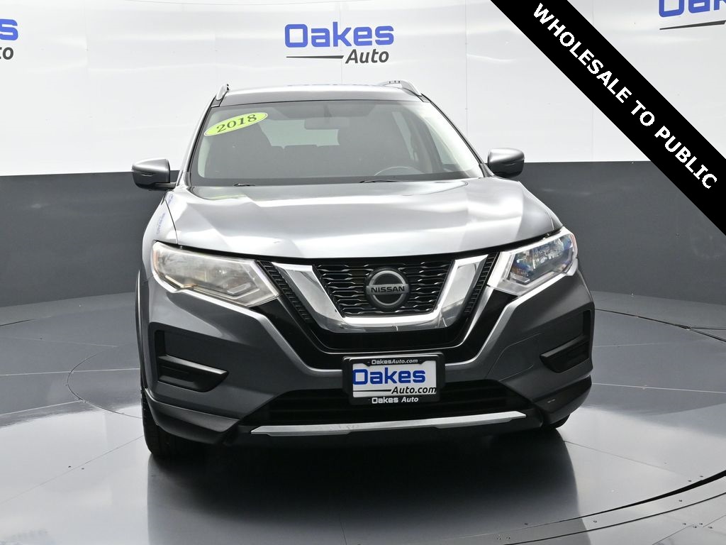 Used 2018 Nissan Rogue SV with VIN KNMAT2MV3JP560911 for sale in Kansas City