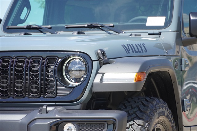 2025 Jeep Wrangler Willys photo 4