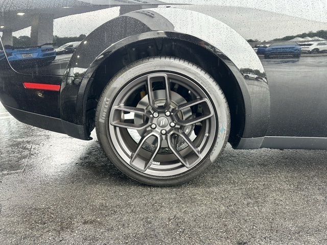 2022 Pitch Black Clearcoat Dodge Challenger R/T Scat Pack Widebody RWD Coupe