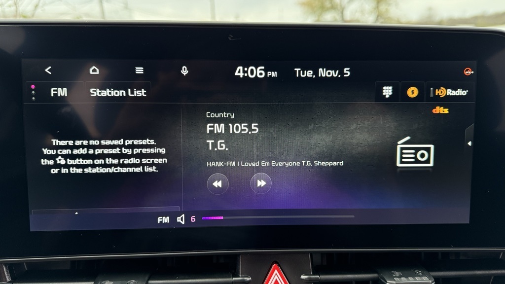 New 2025 Kia Sportage Sport Utility