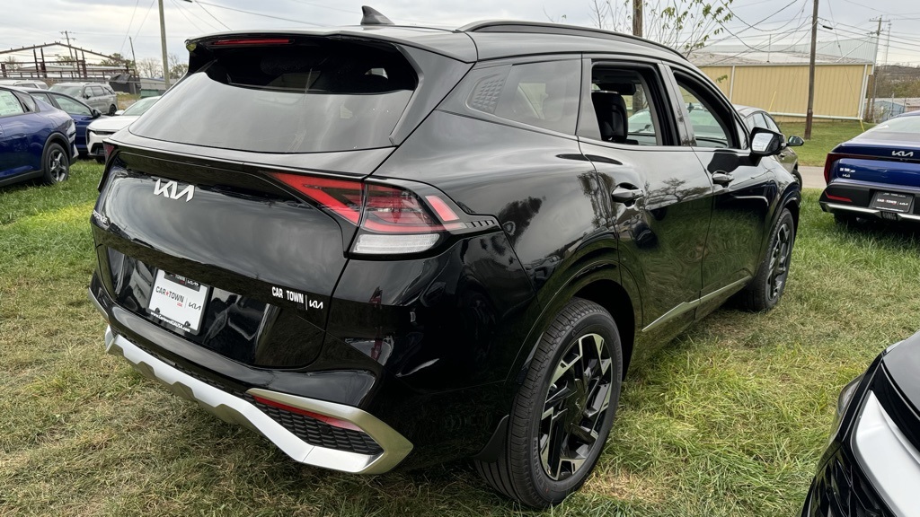 New 2025 Kia Sportage Sport Utility