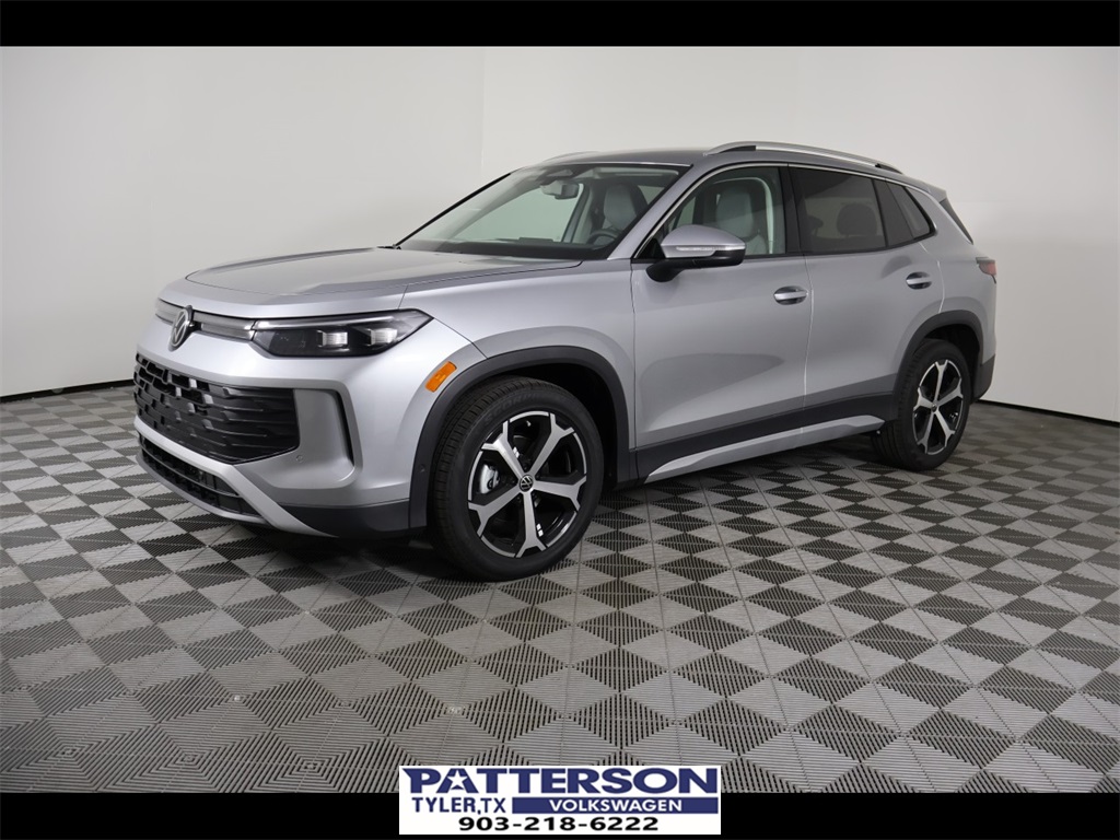 2026 Volkswagen Tiguan SE's photo