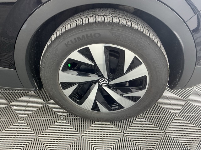used 2023 Volkswagen ID.4 car, priced at $17,599