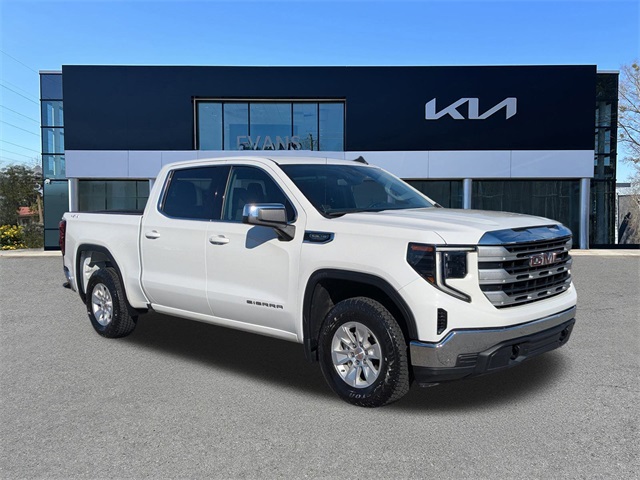 2023 GMC Sierra 1500 SLE's photo