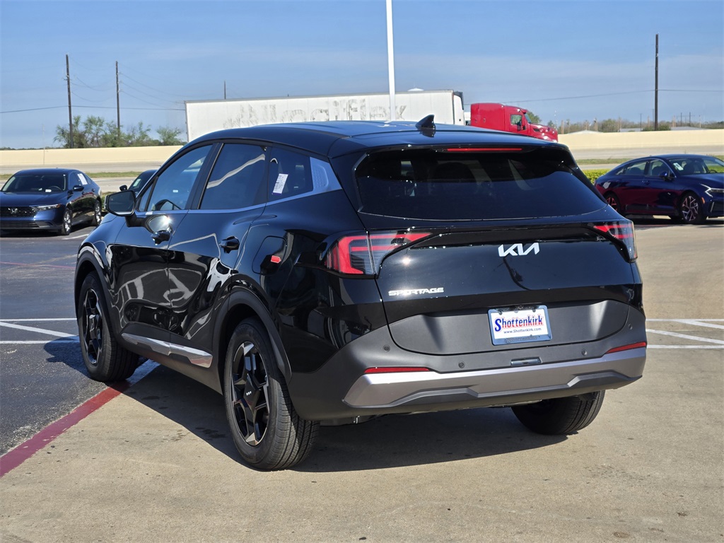 2026 Kia Sportage EX photo 2