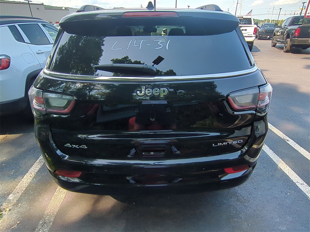 2025 Jeep Compass Limited photo 2