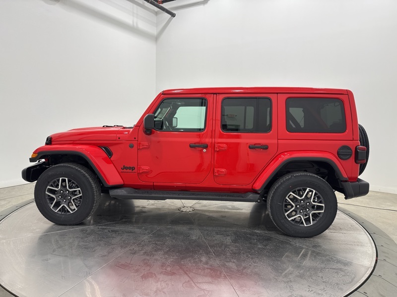 2026 Jeep Wrangler Sahara photo 4
