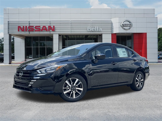 2025 Super Black Metallic Nissan Versa 1.6 SV FWD Sedan