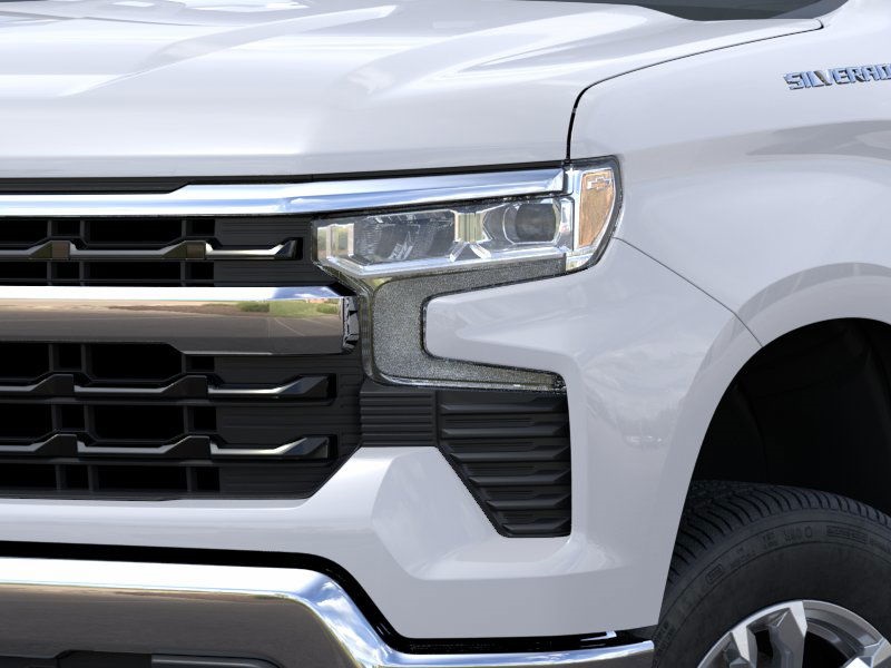 2025 Chevrolet Silverado 1500 LT 4D Crew Cab RWD 10