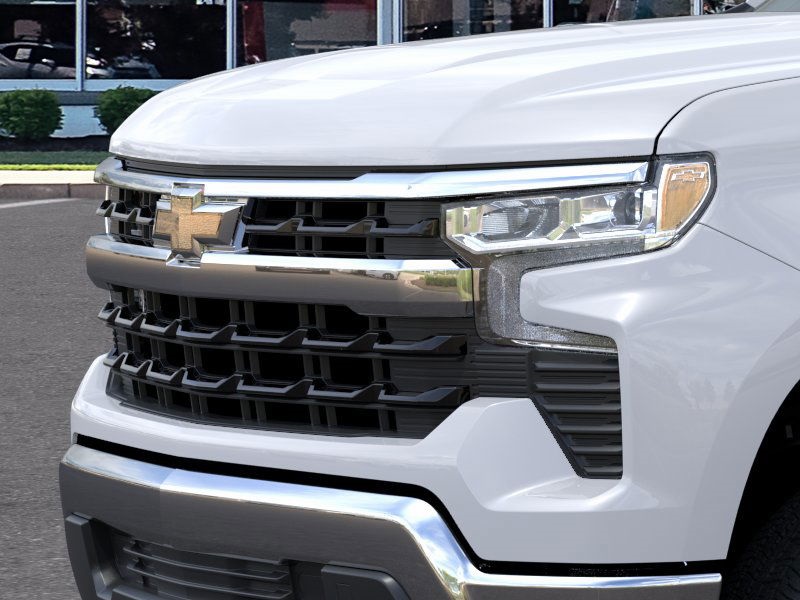 2025 Chevrolet Silverado 1500 LT 4D Crew Cab RWD 13