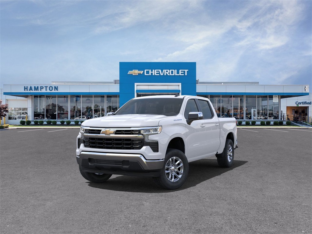 2025 Chevrolet Silverado 1500 LT 4D Crew Cab RWD 8