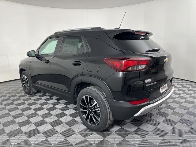 2026 Chevrolet Trailblazer LT photo 4