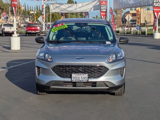 Used 2022 Ford Escape SE with VIN 1FMCU0G68NUB55189 for sale in Garden Grove, CA