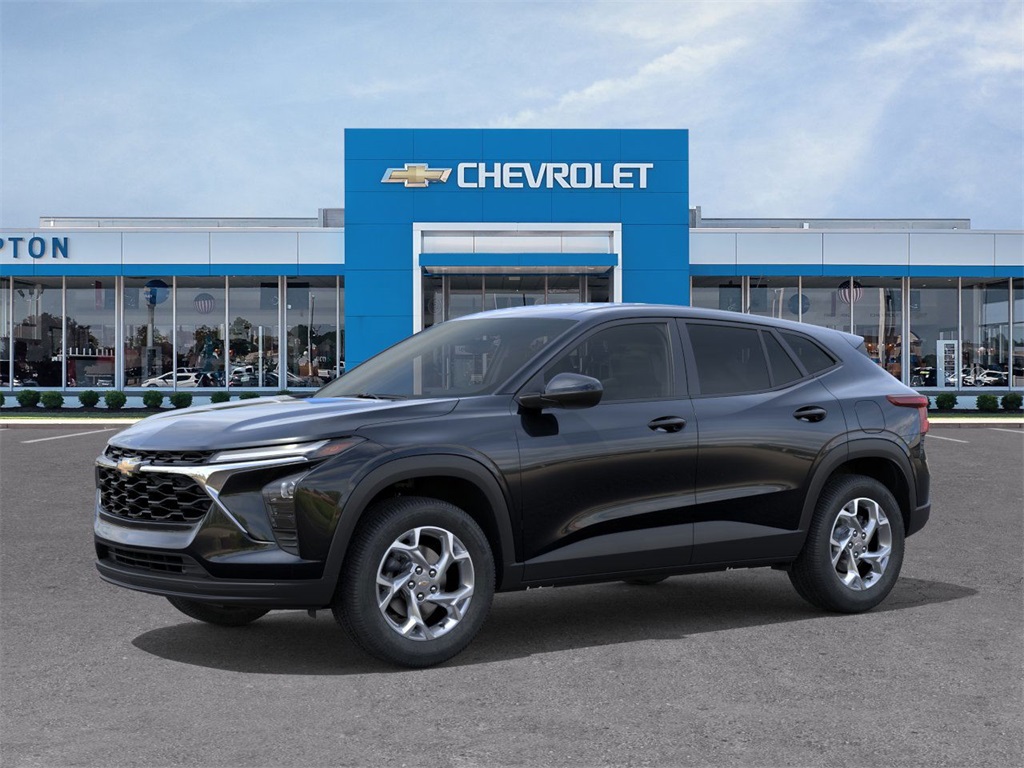 2025 Chevrolet Trax LS SUV FWD 2