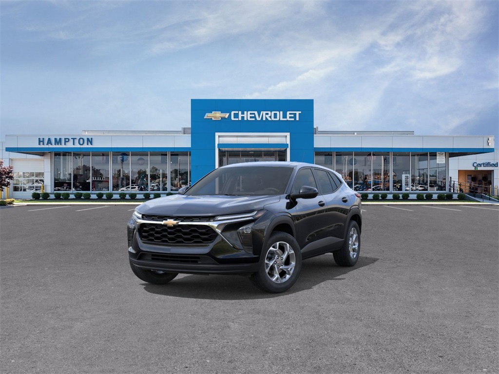 2025 Chevrolet Trax LS SUV FWD 8