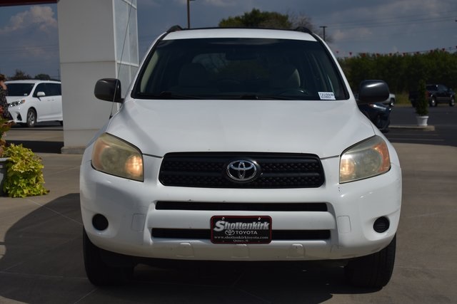 2008 Toyota RAV4 Base photo 2