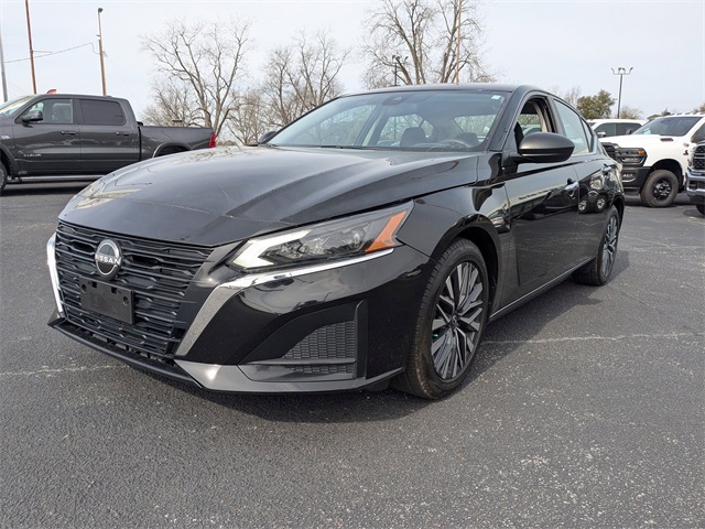 2024 Nissan Altima SV FWD