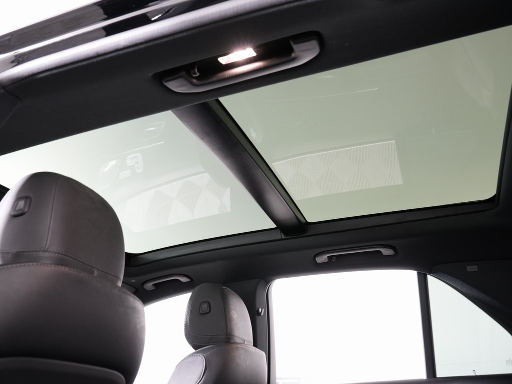 used 2022 Mercedes-Benz GLE car, priced at $38,388