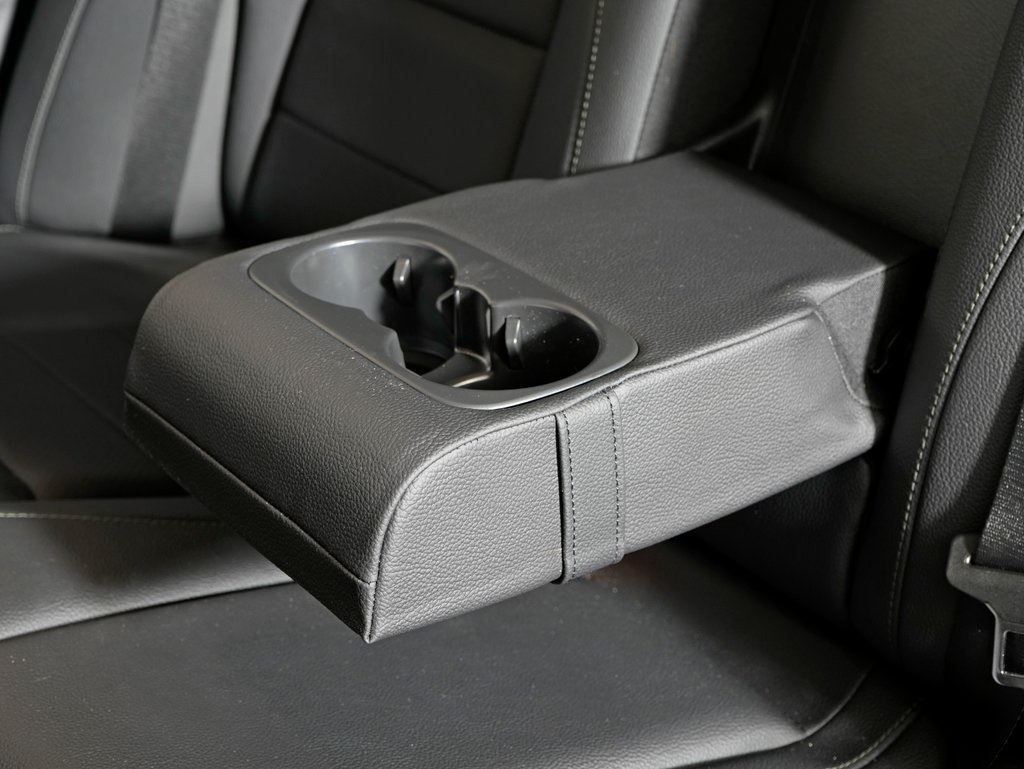 used 2022 Mercedes-Benz GLE car, priced at $38,388