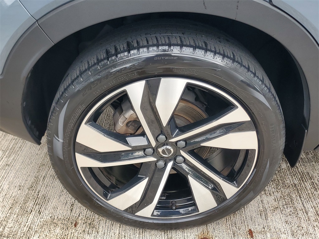 used 2023 Volvo XC40 car, priced at $26,995
