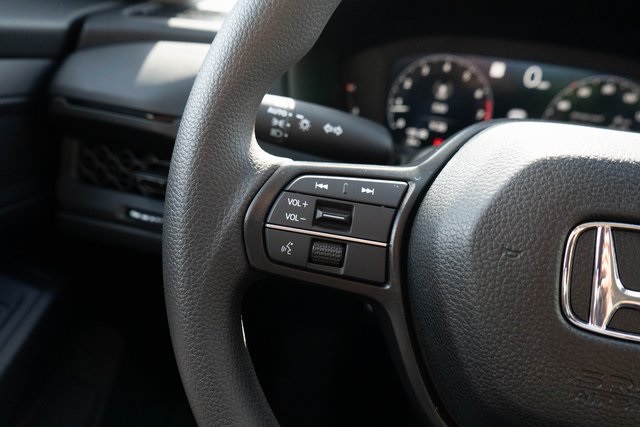 2025 Honda Accord 1.5T LX photo 16