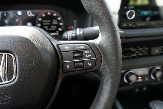 2025 Honda Accord 1.5T LX photo 17