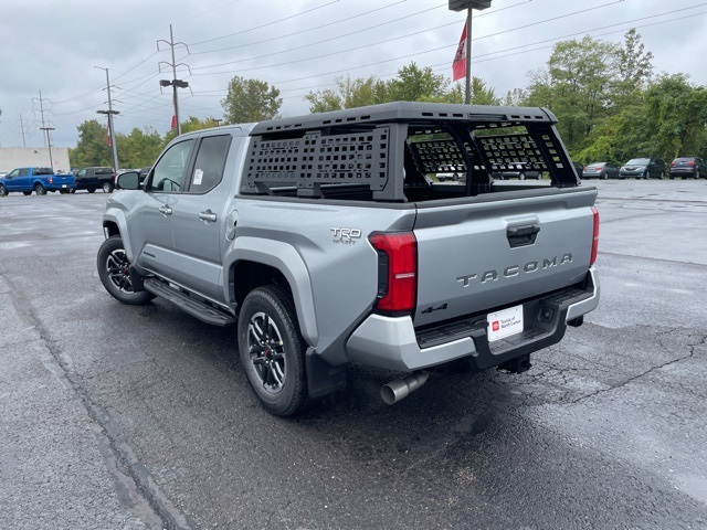 2025 Toyota Tacoma TRD Sport Double Cab photo 3