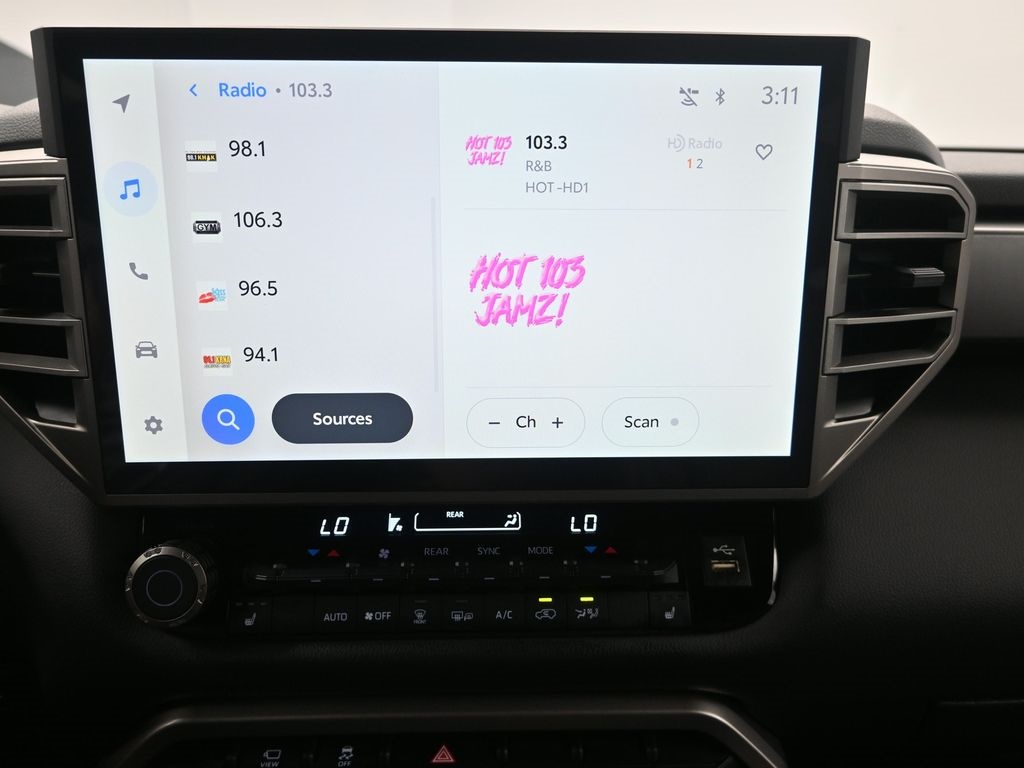 2025 Toyota Sequoia SR5 photo 18