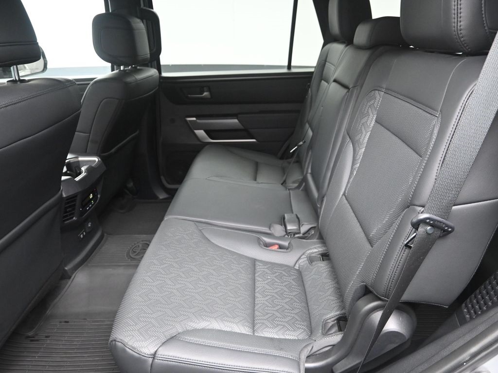2025 Toyota Sequoia SR5 photo 32