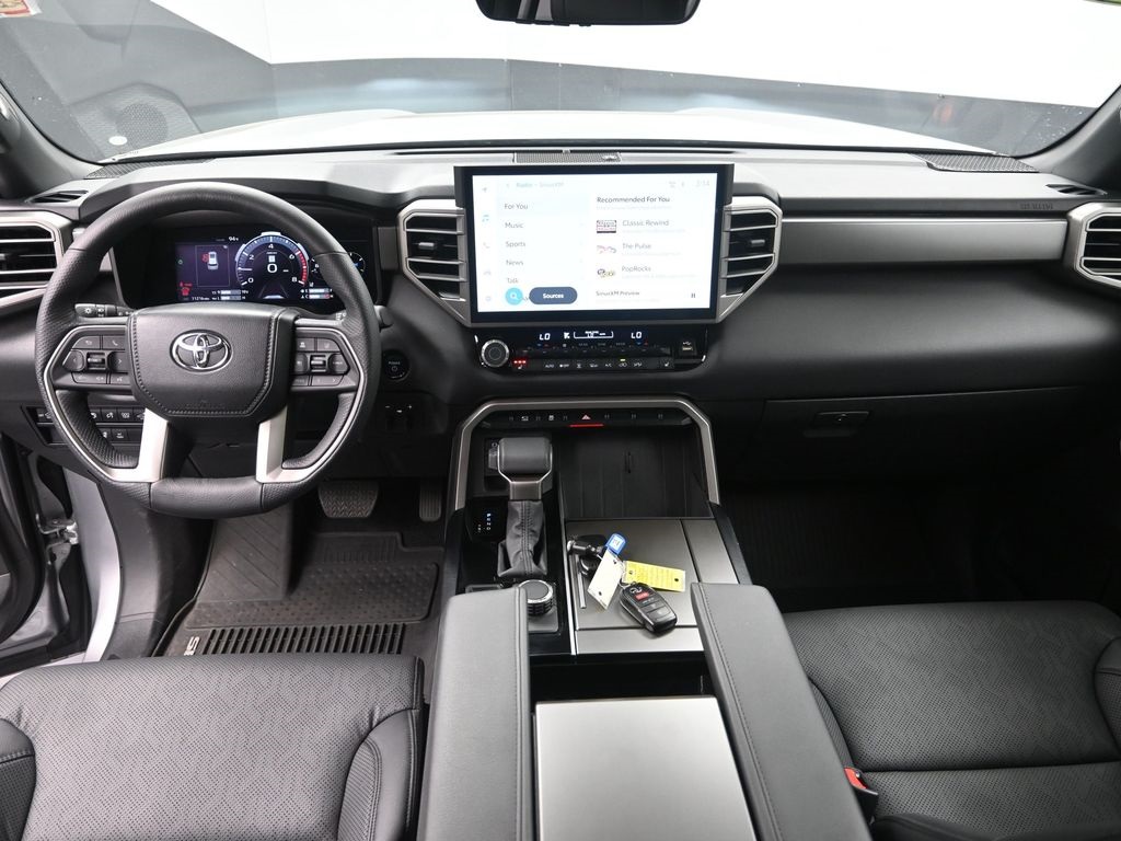 2025 Toyota Sequoia SR5 photo 34