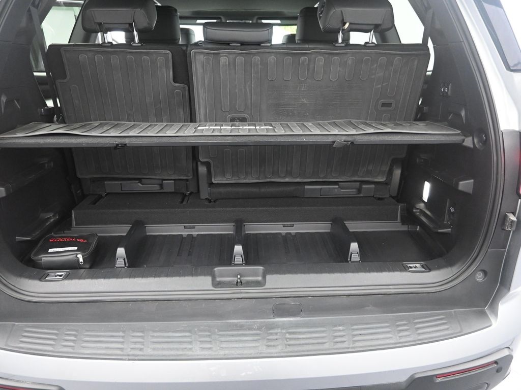 2025 Toyota Sequoia SR5 photo 37