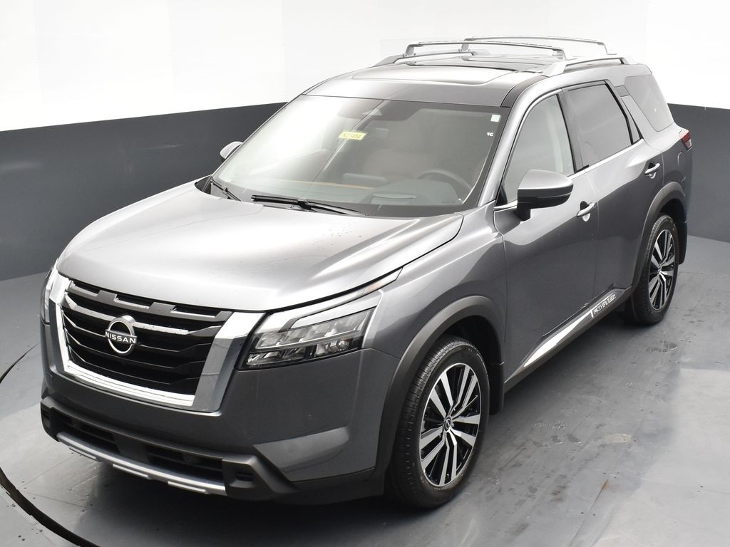2025 Nissan Pathfinder Platinum photo 26