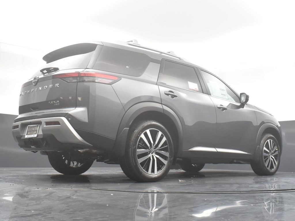 2025 Nissan Pathfinder Platinum photo 30