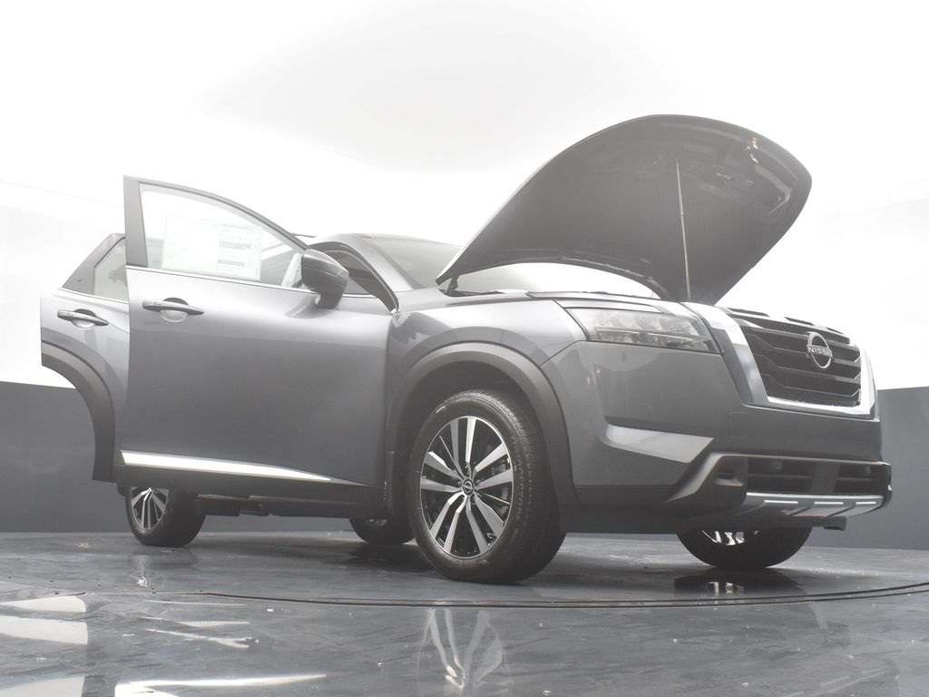 2025 Nissan Pathfinder Platinum photo 37
