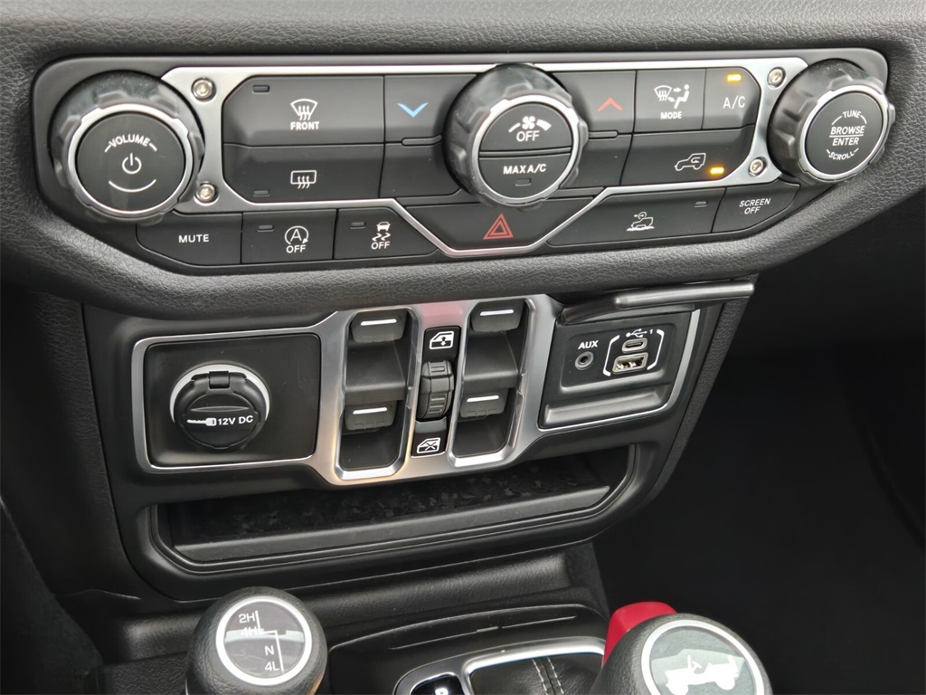 new 2026 Jeep Wrangler car, priced at $40,705