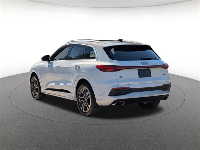 new 2025 Audi Q5 car, priced at $63,450