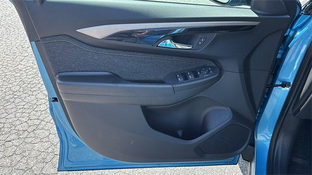 new 2026 Chevrolet TrailBlazer car, priced at $30,255