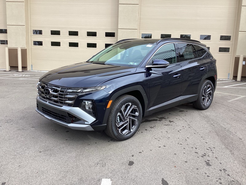 New 2025 Hyundai Tucson Hybrid SUV