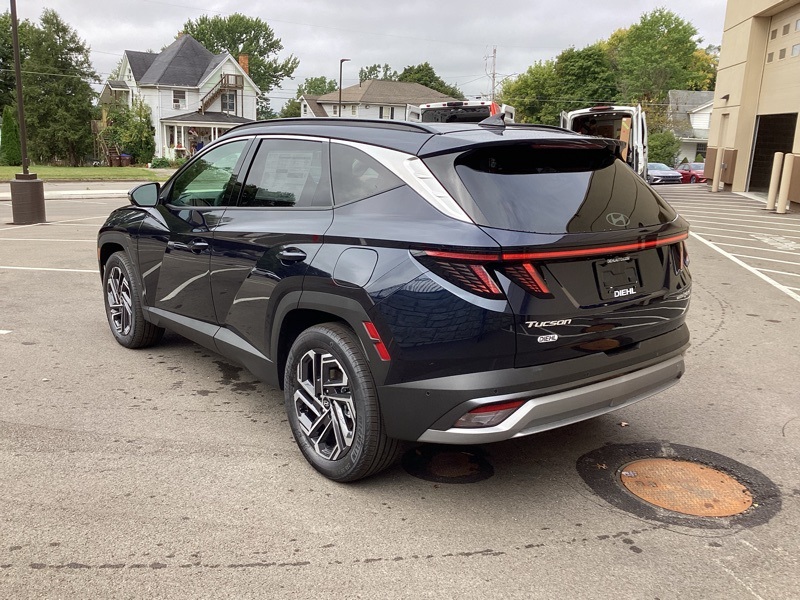 New 2025 Hyundai Tucson Hybrid SUV