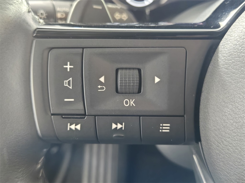 used 2022 Nissan Pathfinder car, priced at $21,958