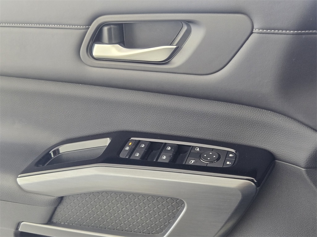 used 2022 Nissan Pathfinder car, priced at $21,958