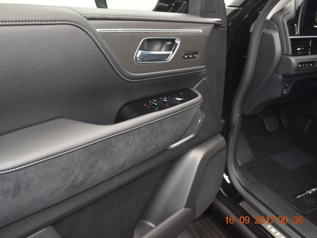 2025 Black Obsidian INFINITI QX80 LUXE RWD SUV