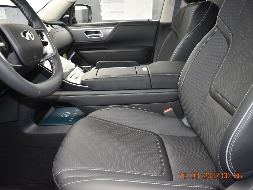 2025 Black Obsidian INFINITI QX80 LUXE RWD SUV