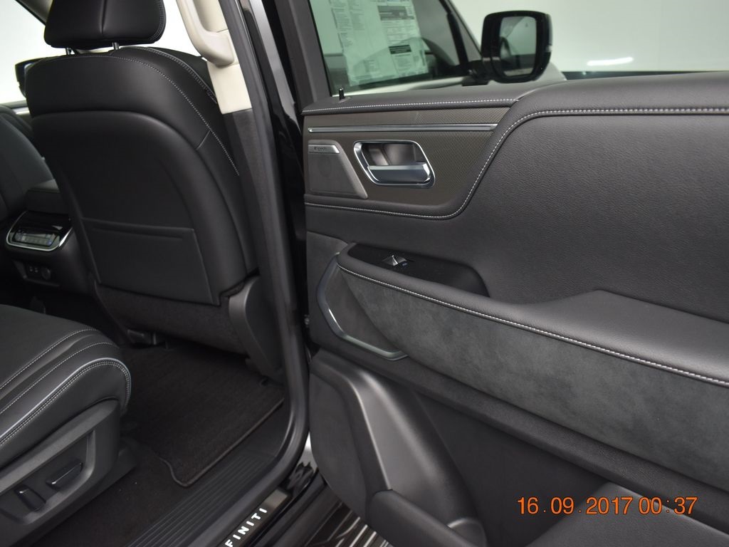 2025 Black Obsidian INFINITI QX80 LUXE RWD SUV