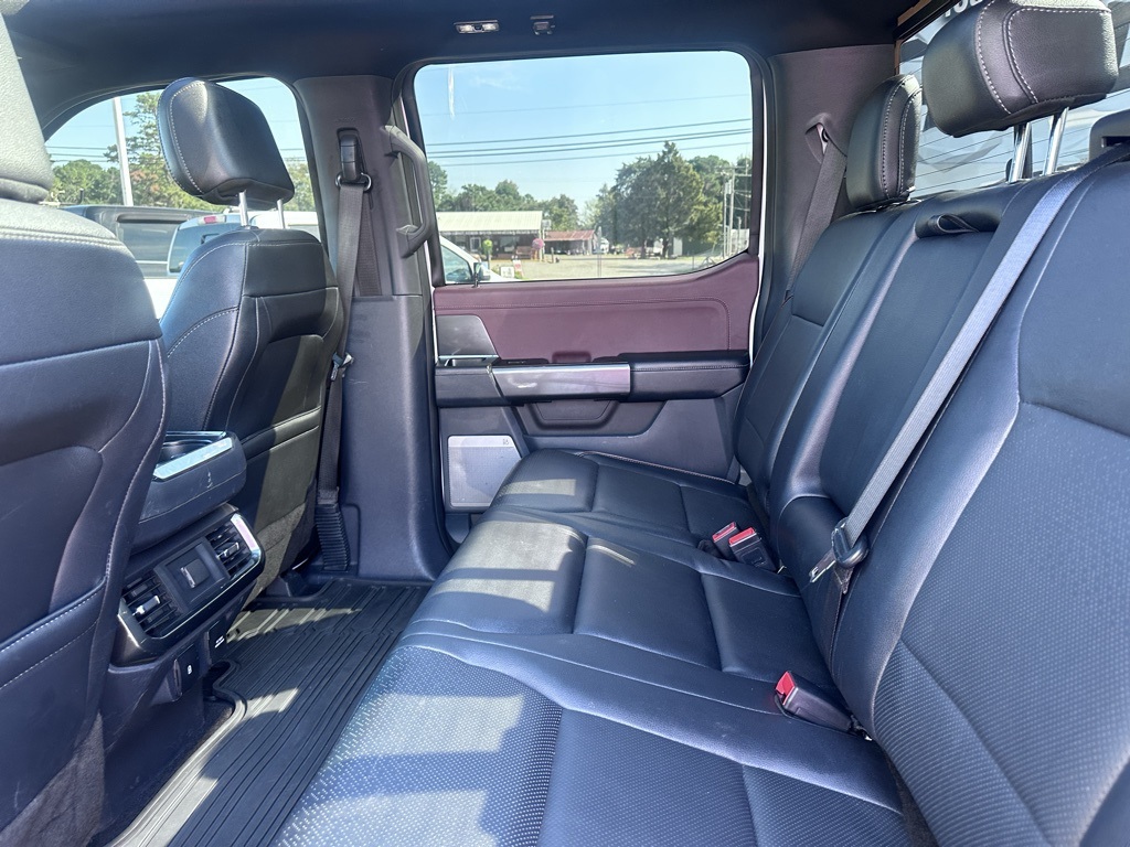 2022 Ford F-150 Lariat photo 2