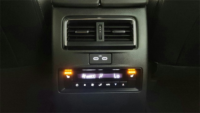 new 2025 Mazda CX-70 PHEV car, priced at $58,965